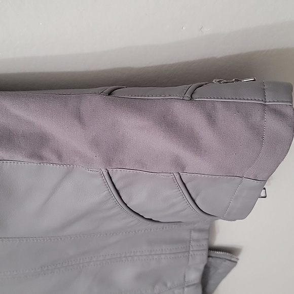 EUC GUESS Women's Faux-Leather Moto Grey Jacket Size Small - Picture 9 of 11